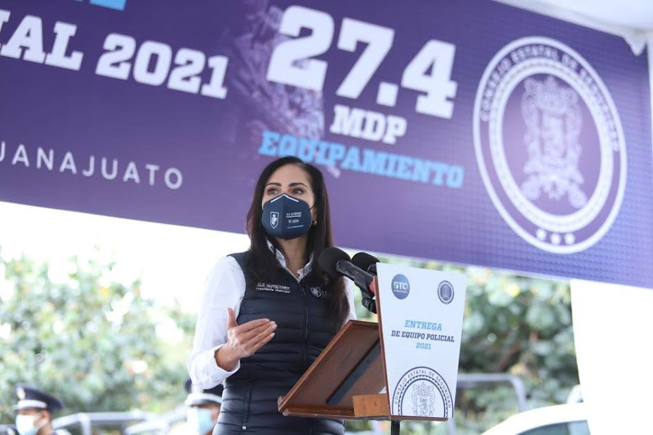 Más equipo Policía León 6