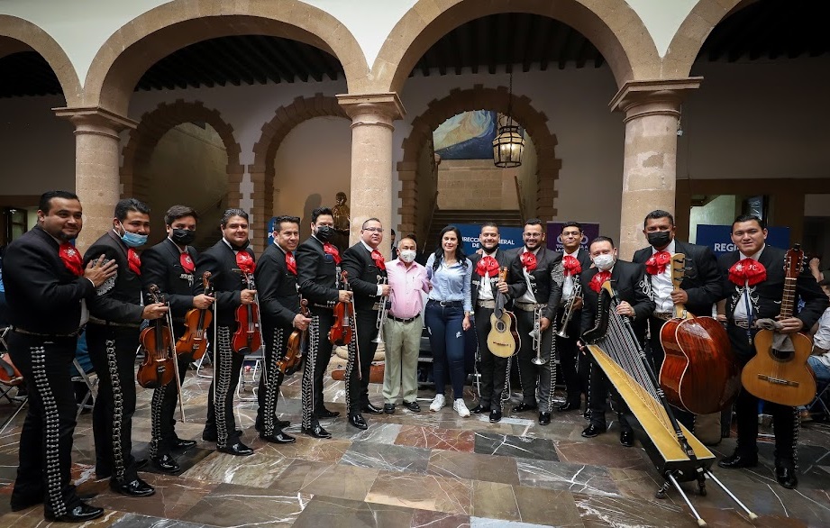 Mariachi Campero León 6