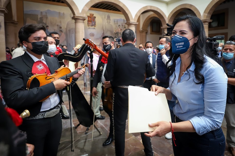 Mariachi Campero León 5