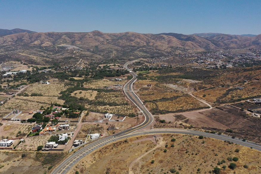 Más y mejores carreteras para la Capital