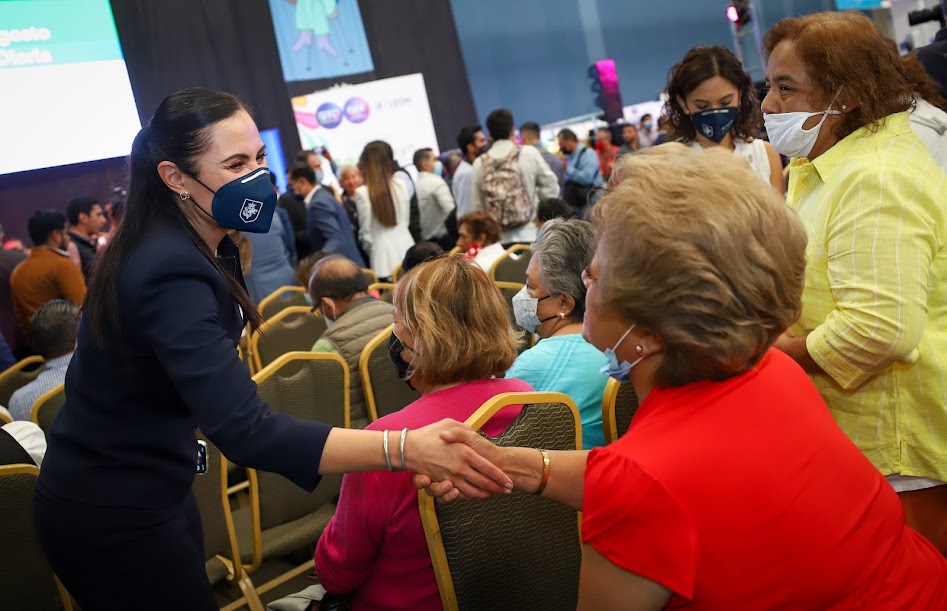 Celebran a los adultos mayores