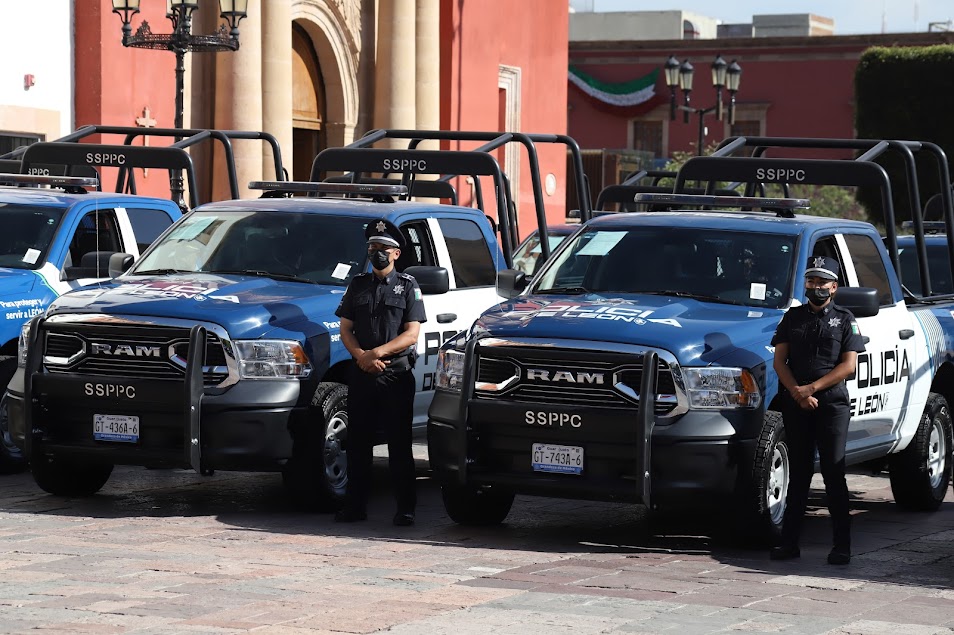 Fortalecen Policía León 8