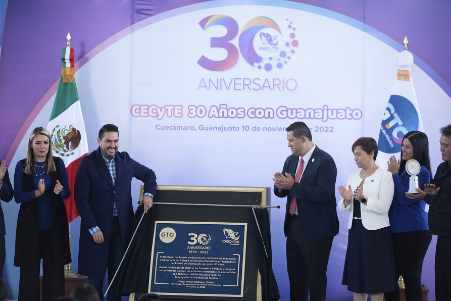 Conmemoran 30 años del CECyTE Guanajuato