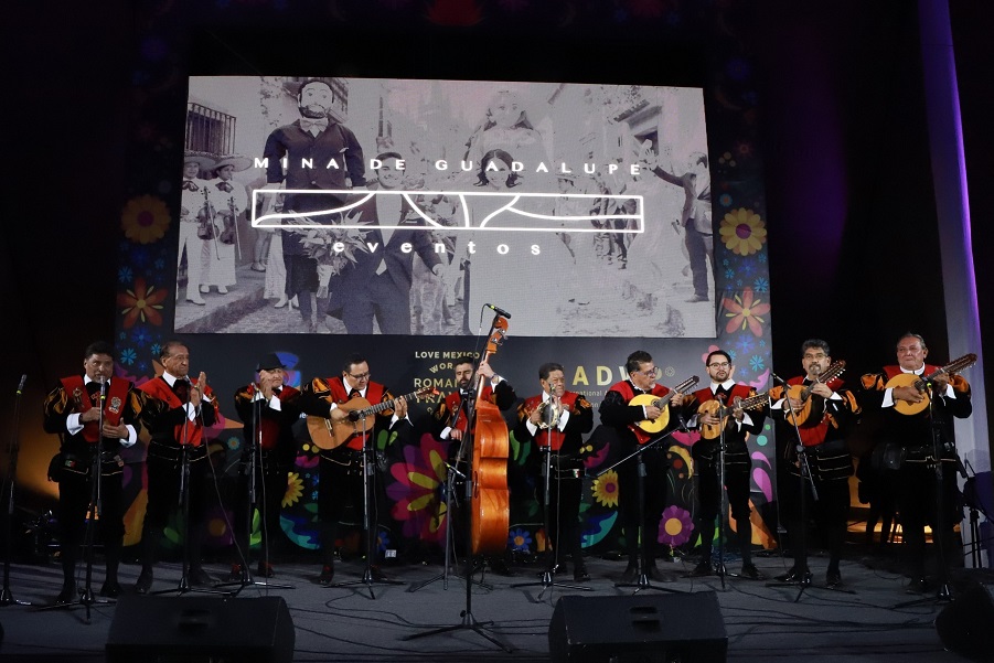 Celebran ‘Love México’ en Guanajuato