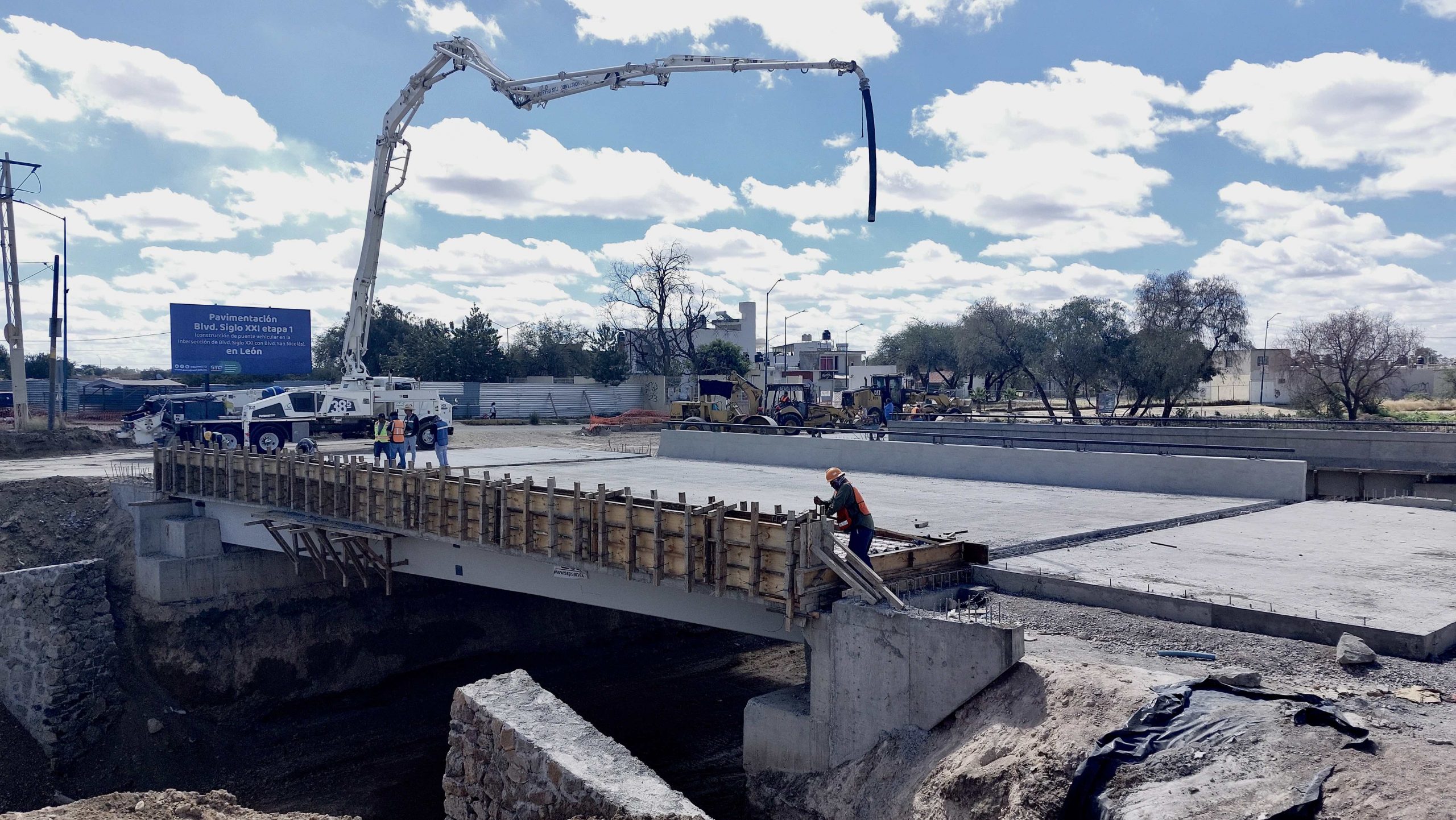 Para guanajuatenses 97% de obra pública