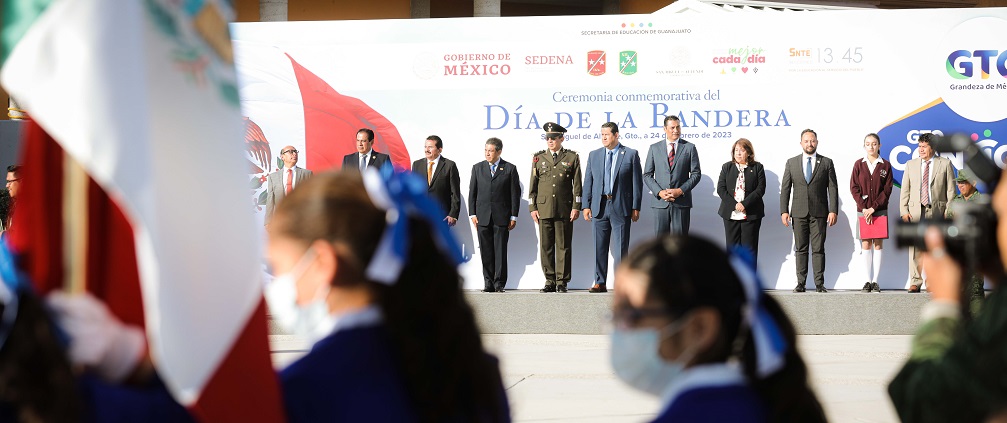 Representa Bandera Nacional fraternidad y solidaridad