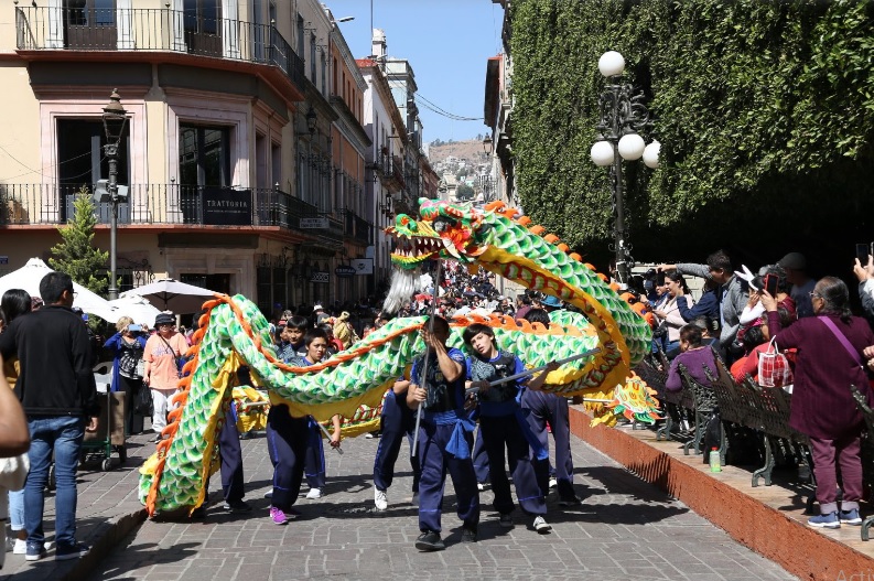 Desfilan conejos en Guanajuato por Año Nuevo Chino 3