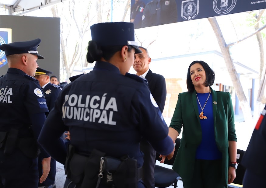 Forma León más policías