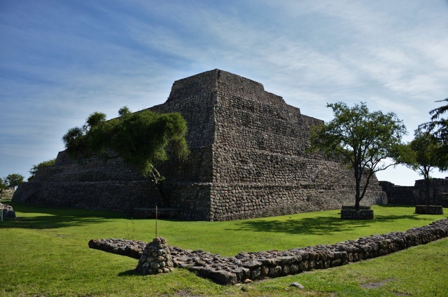 Esperan zonas arqueológicas a visitantes