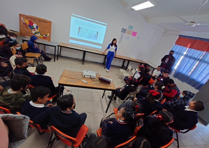 Acercan robótica a alumnos de primaria