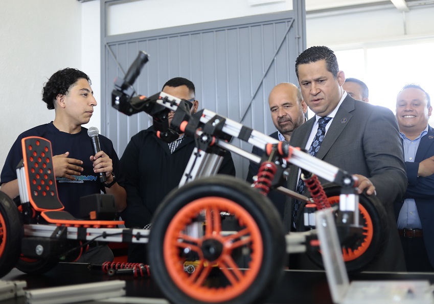 Innovan jóvenes Guanajuatenses en Electromovilidad