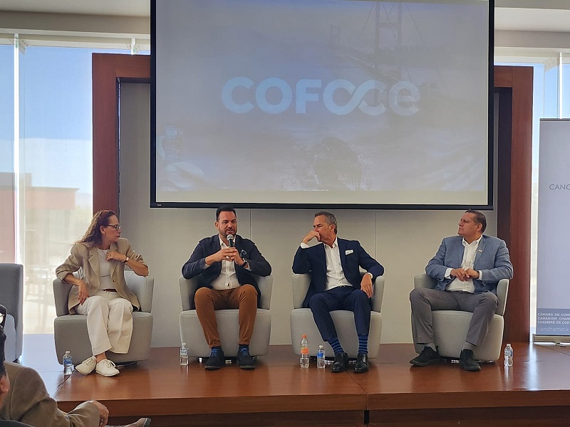 COFOCE firma acuerdo con Canadá y Hong Kong