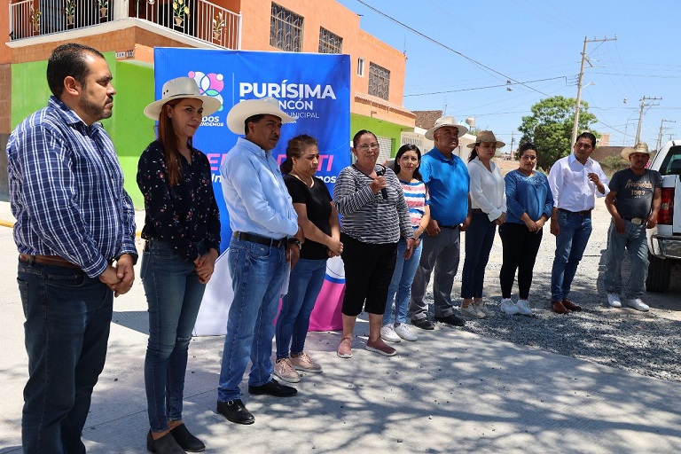 Mejoran calles en Purisima