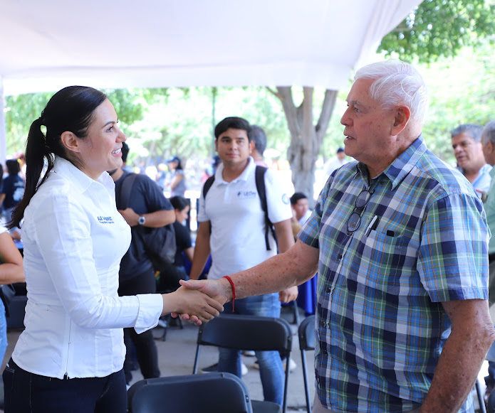 Anuncia ale construcción de trota  pista en Valle del Campestre