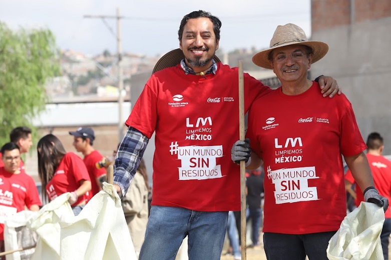 Limpian ‘Nuestro México’ desde León