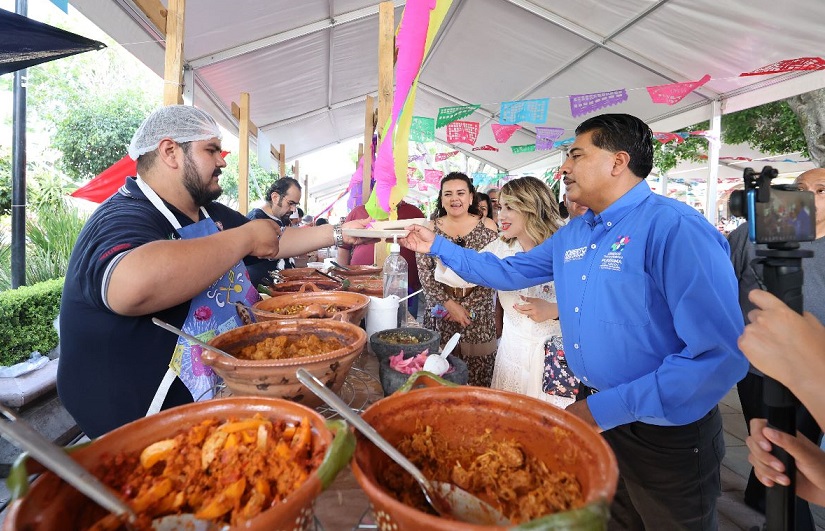 Saborean gastronomía en Purísima