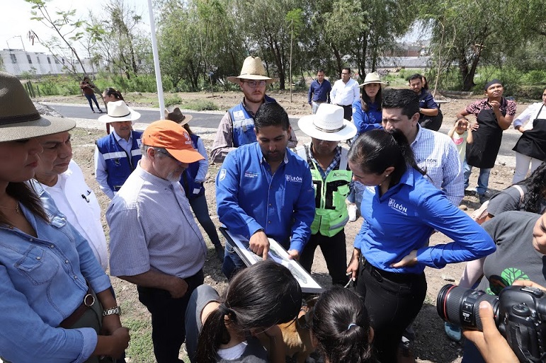 Visita Ale obras del Parque Bosque de La Olla