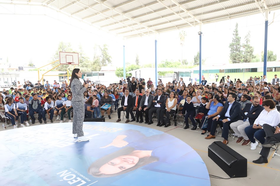 Escuela Apoyo Estudiantes León Guanajuato 4