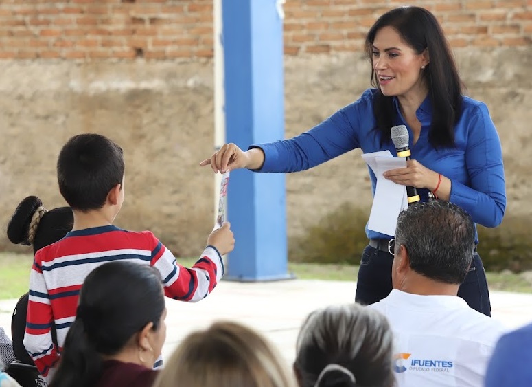 Favorecen programas sociales a comunidades