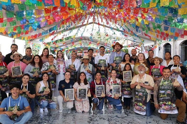 Llenan visitantes Jalpa de Cánovas