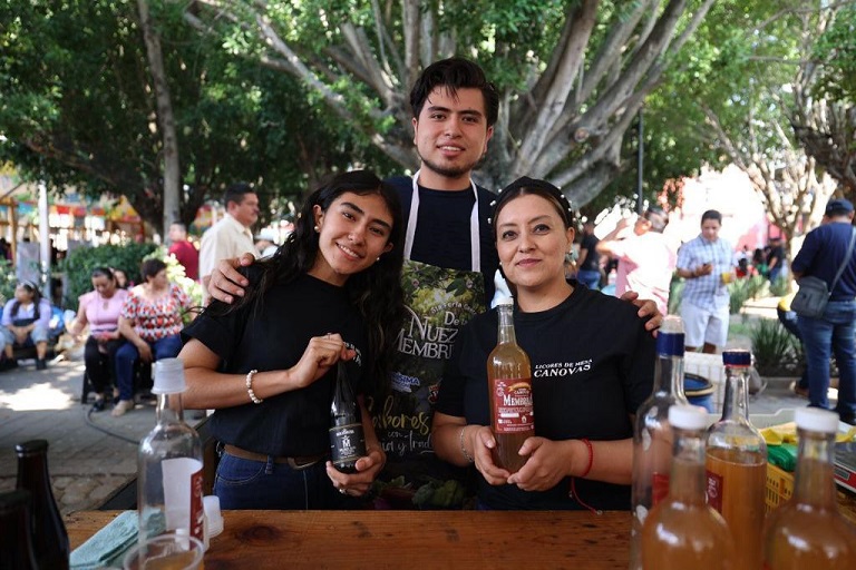 Llenan visitantes Jalpa de Cánovas