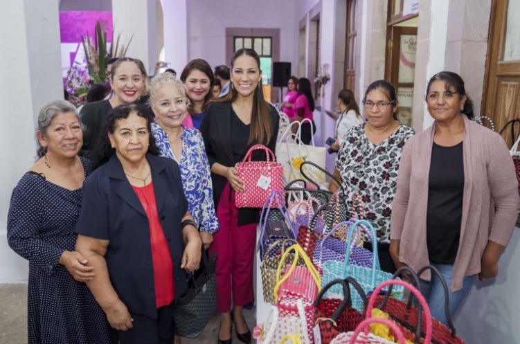 Mujeres Instituto San Jose de Iturbide Guanajuato 4