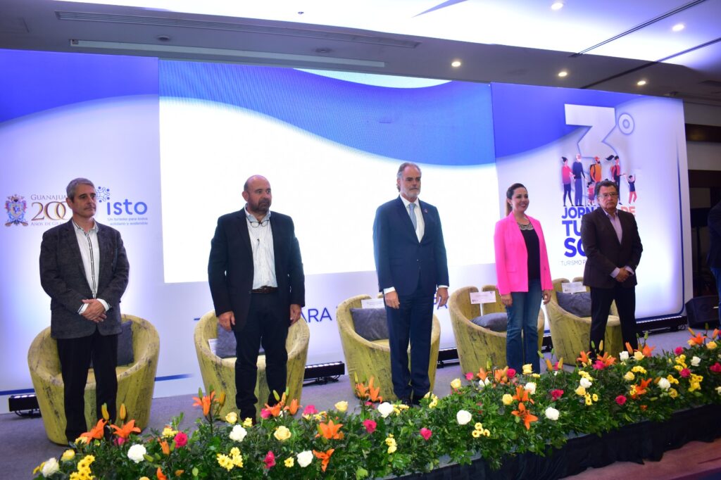 Realiza SECTUR 3ra. Jornada de Turismo Social