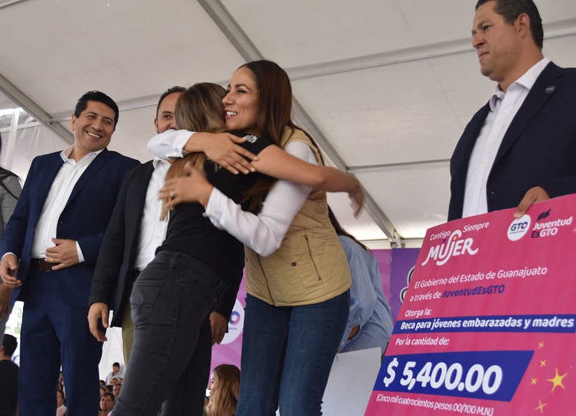 Anuncian apoyo para jóvenes madres y embarazadas