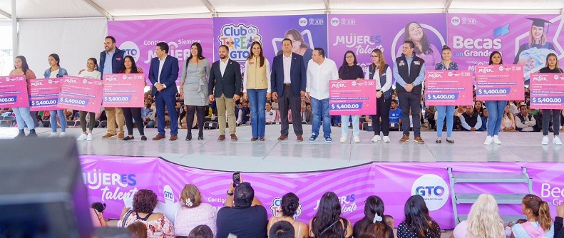  Anuncian apoyo para jóvenes madres y embarazadas