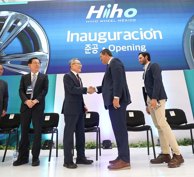 Inaugura Gobernador planta de HIHO Wheel en Guanajuato