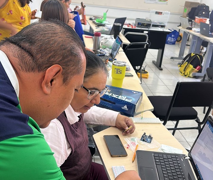 Enseñarán robótica en educación básica