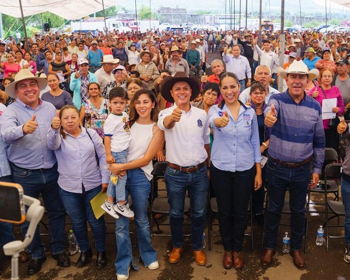 Refrendan compromiso Gobierno Estatal y Salvatierra