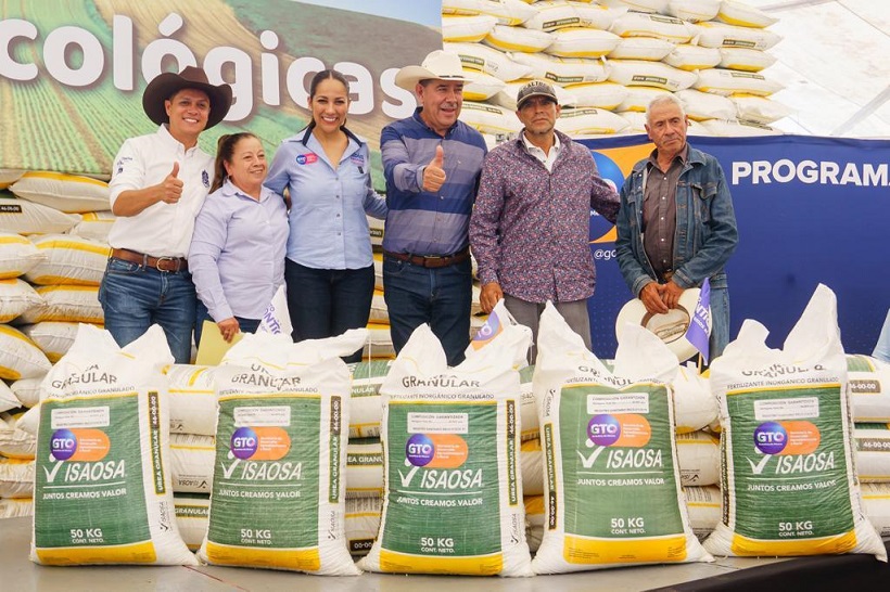 Refrendan compromiso Gobiernos Estatal y Salvatierra