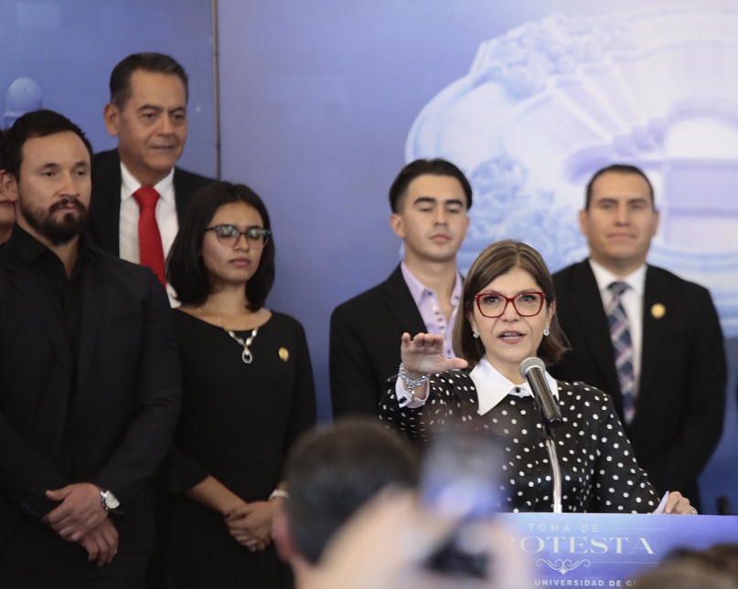 Toma protesta Nueva Rectora de Universidad de Guanajuato