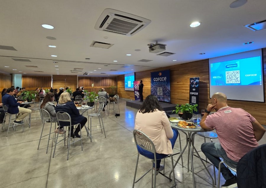 Lanza COFOCE Seminario en Comercio Exterior