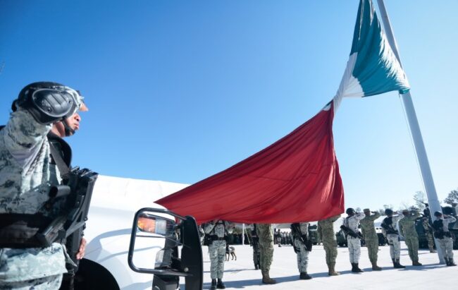 Elogia Gobernador labor de mujeres y hombres en el Ejército