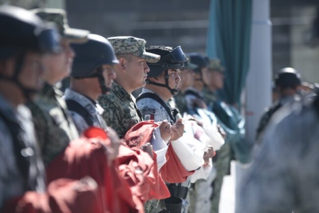 Elogia Gobernador labor de mujeres y hombres en el Ejército