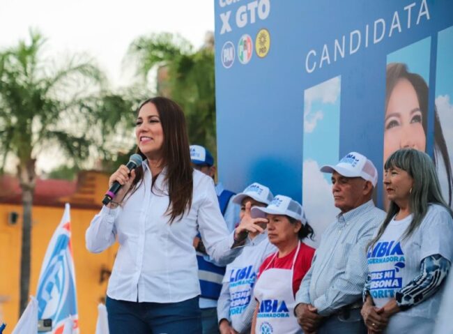 Mi compromiso, llevar agua a las comunidades: Libia