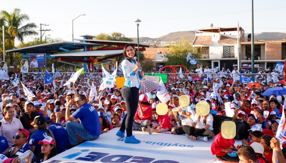 Une Ale fuerzas con candidatas del PAN