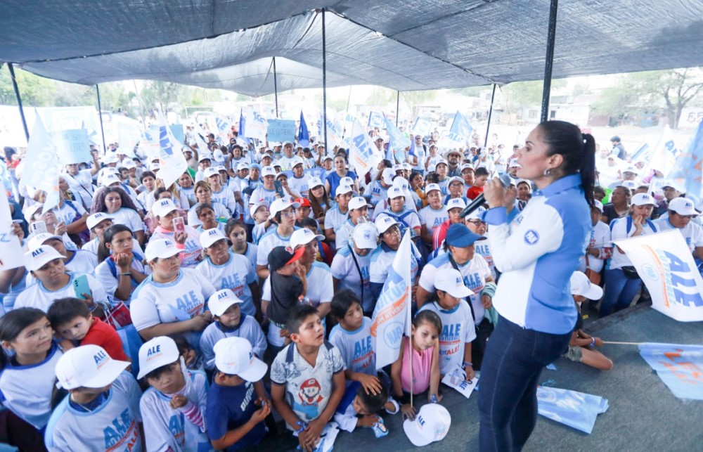 Anuncia Ale regularización en San Juan de Abajo