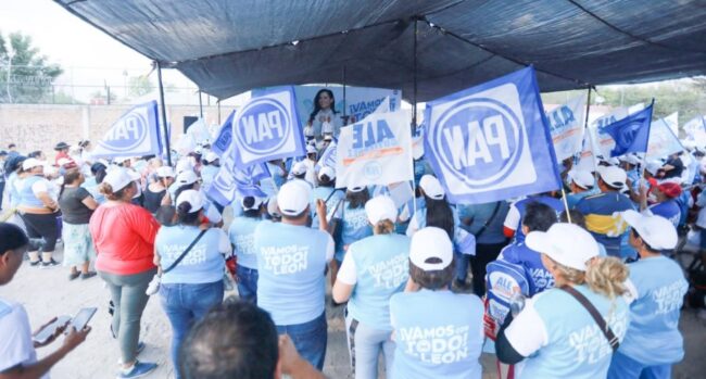 Anuncia Ale regularización en San Juan de Abajo