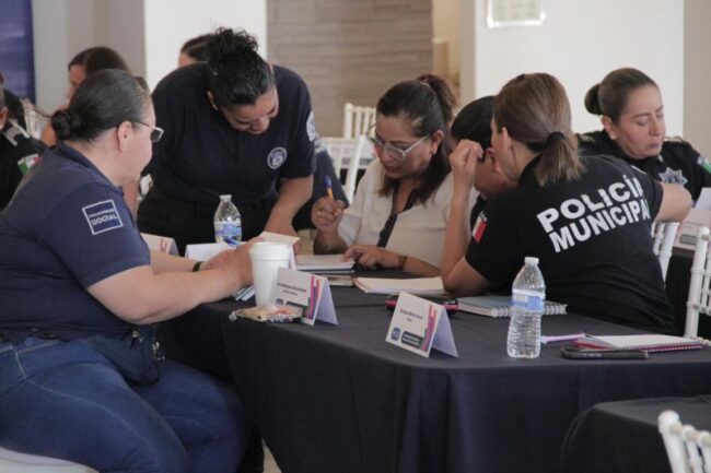 Quieren a profesionistas en Policía