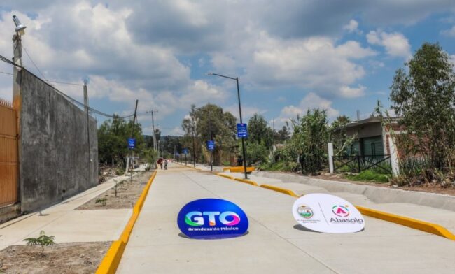 Entrega Gobernador obras Abasolo