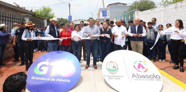 Entrega Gobernador obras Abasolo