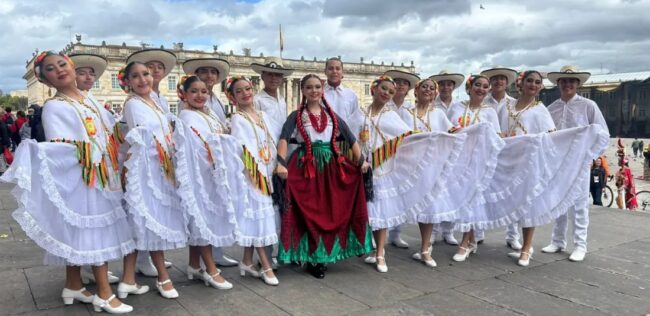 Ballet de Celaya triunfa en Bogotá