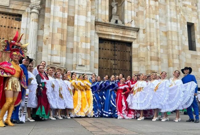 Ballet de Celaya triunfa en Bogotá