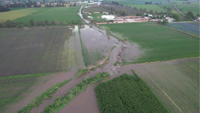 Controlan colapso de presa en Pénjamo