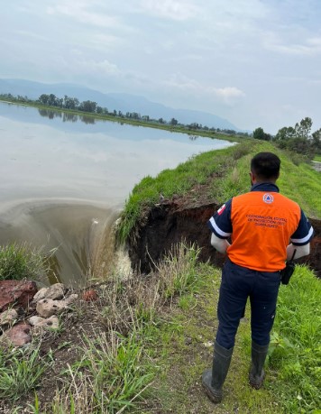 Controlan colapso de presa en Pénjamo