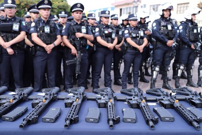 Equipan mejor a Policía de León