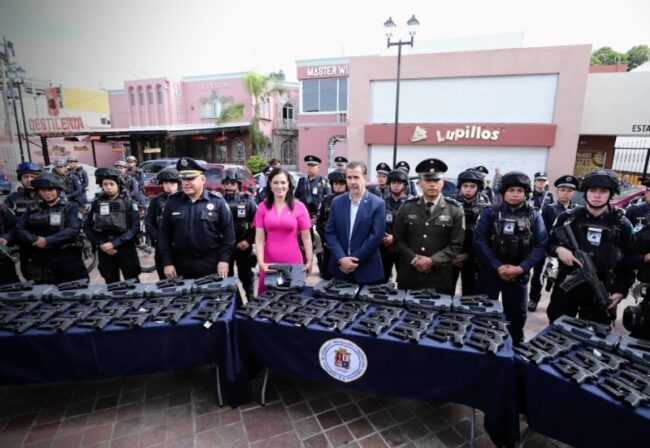 Equipan mejor a Policía de León